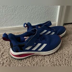 Adidas Disney Mickey Mouse Kids Sneakers, sz 1.5